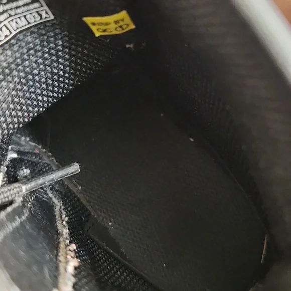 Dr. Martens 1460J Floral Glitter Patent Leather Lace-up boots (size 3) - Picture 12 of 14